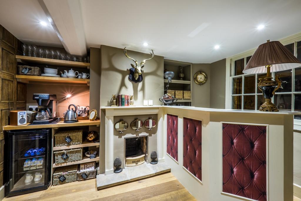 Stuart House Boutique Bedrooms Stow-on-the-Wold Екстериор снимка