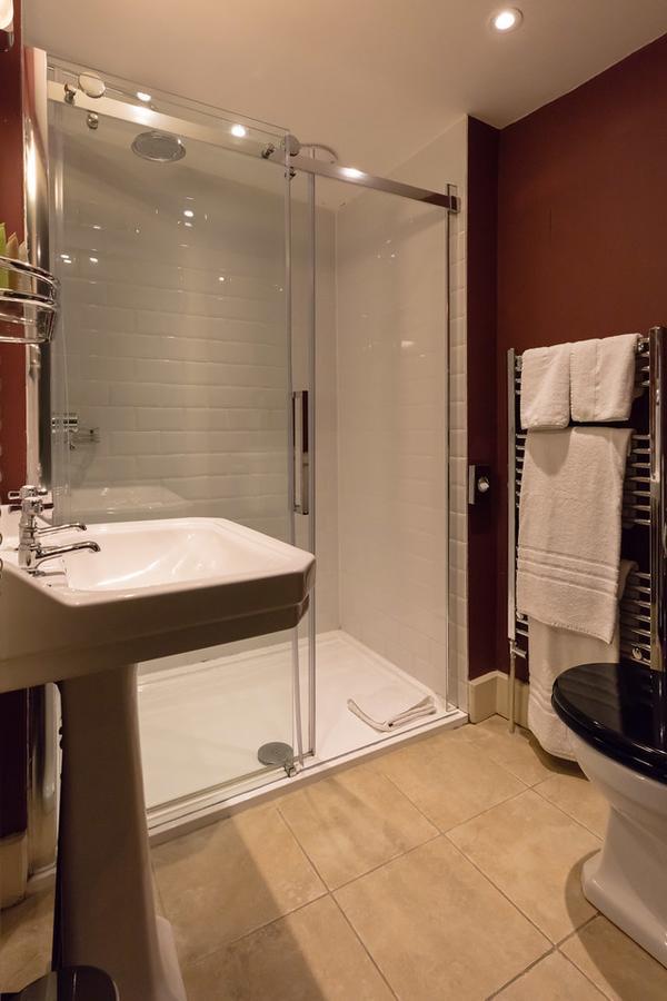 Stuart House Boutique Bedrooms Stow-on-the-Wold Екстериор снимка