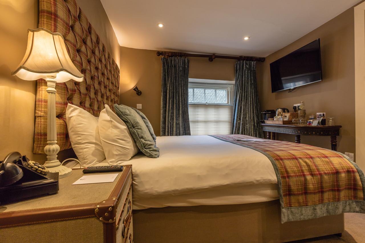 Stuart House Boutique Bedrooms Stow-on-the-Wold Екстериор снимка